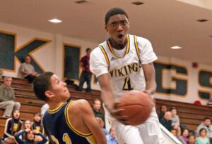 Samohi's Jonah Mathews goes to the basket against Montebello on Friday. (Morgan Genser editor@www.smdp.com)