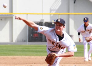 DEALING: Samohi starting pitcher Alex Gironda was sharp during Thursday's 9-0 win over Beverly Hills at home. (Daniel Archuleta daniela@www.smdp.com)