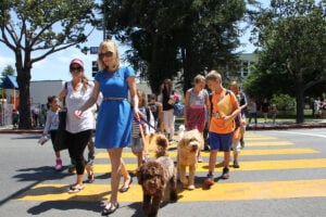 SAFELY CROSSING: Students and parents leave Franklin Elementary School last year. (Daniel Archuleta daniela@www.smdp.com)