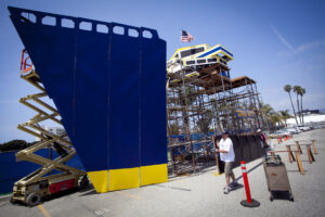 Parents work together on at the Santa Monica High School parking lot to build the annual graduation boat. (Brandon Wise brandonw@www.smdp.com)