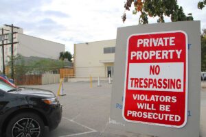 THE SITE: A map included in a crucial planning document states that this parking lot on Berkeley Street could house a commercial development. (Daniel Archuleta daniela@www.smdp.com)