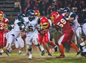 Samohi's Kwame Duggins runs for a gain against Hawthorne last week. (Paul Alvarez Jr.)