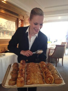 A beautiful blonde and her bread. (Photo by Merv Hecht)